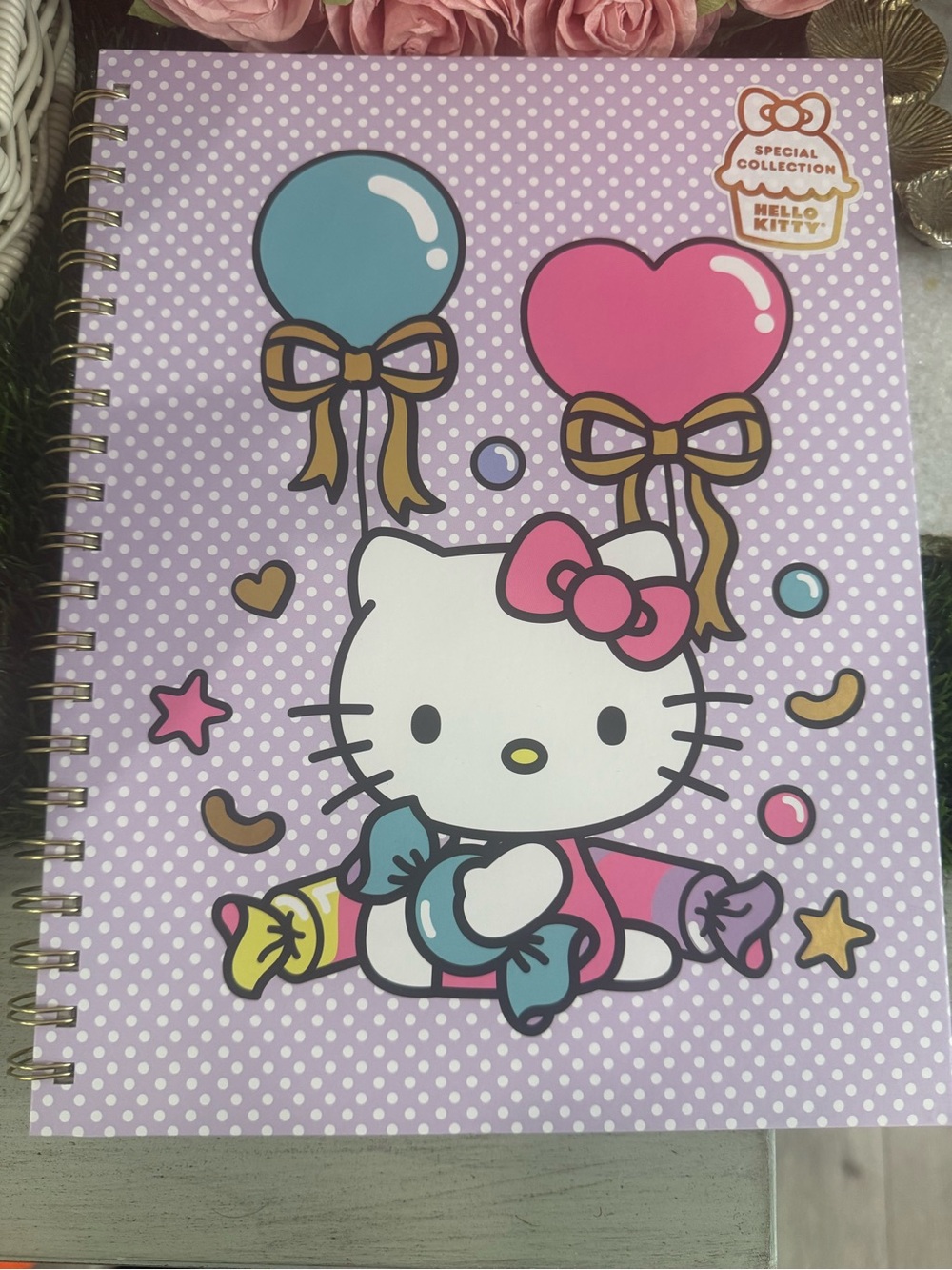 Sanrio Hello Kitty - stars and hearts - spiral notebook